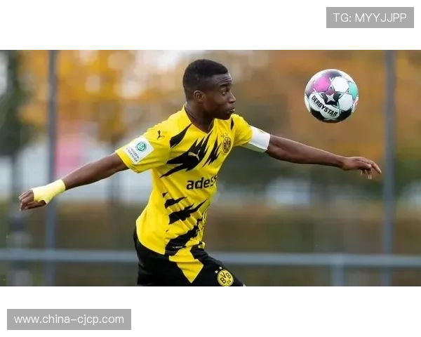穆科科16岁德甲首秀，多特蒙德青训政策再输出新星